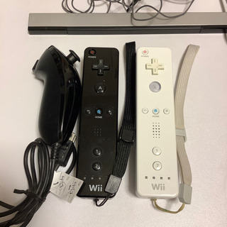 Wii本体+追加コントローラー+ハンドル＋ゲームソフト6本の画像