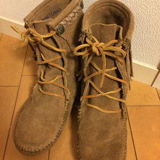 中古良品◎ミネトンカ ショートブーツ23.5cmタンレースアップ...