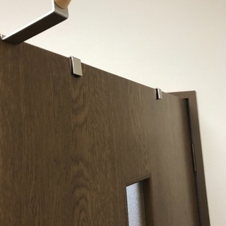 ドアにつける 服掛けの画像