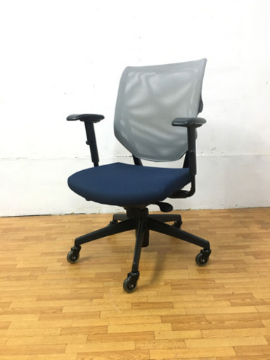 PLUS オフィスチェア　メッシュ　グレー　ネイビー
