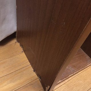 テレビ横の棚だったようです。の画像