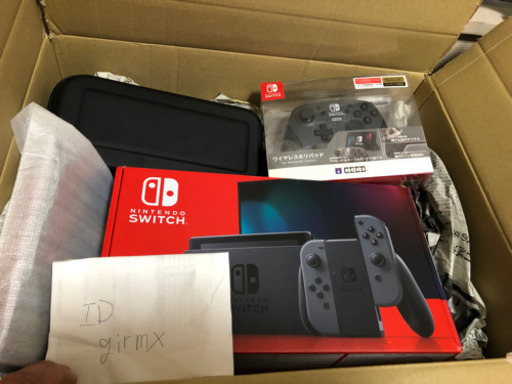 新型スイッチ　プロコン　ソフト8本　ケースカバー付き