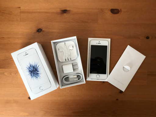 美品iPhone SE 32GB SIMフリー　AppleCare＋あり