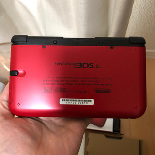 ニンテンドー3ds LL レッドブラックの画像