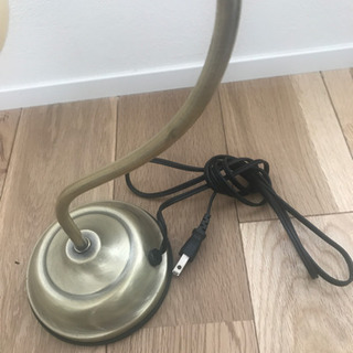 テーブルランプの画像