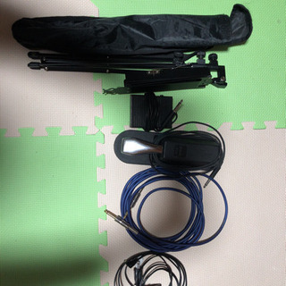 JUNO-DS88鍵　ペダル等付属品付きの画像