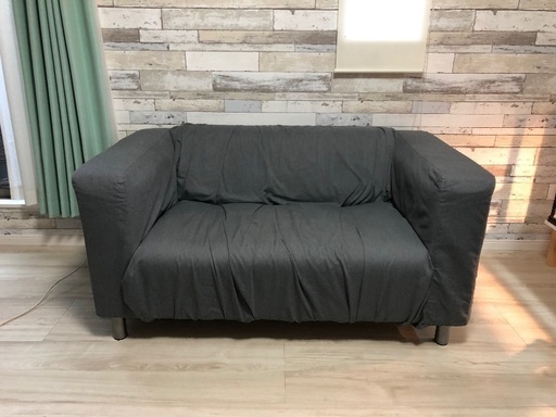 IKEA 2-3人向けソファー