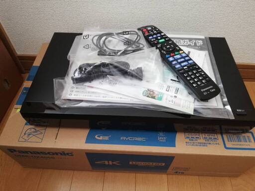 【お取引中・中古美品】パナソニック 4TB 7チューナー ブルーレイレコーダー 全録 6チャンネル同時録画 DIGA DMR-UX4050