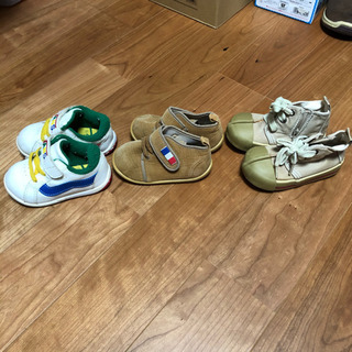 子供シューズの画像