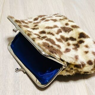 JEANASISポーチ（ジーナシスポーチ)ヒョウ柄ポーチ　新品の画像