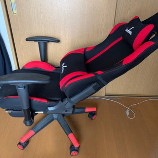 ゲーミングチェアの画像