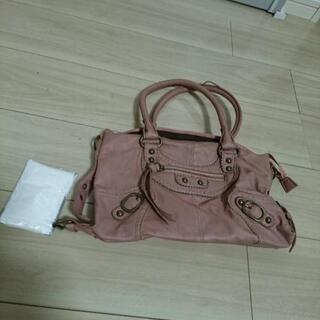 【中古】ピンクのハンドバッグ