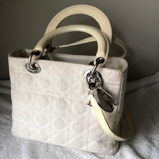 大人気！この価格では買えません！ディオール のショルダーバック♡の画像