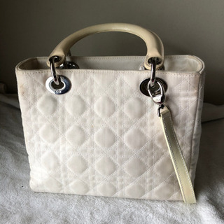 大人気！この価格では買えません！ディオール のショルダーバック♡