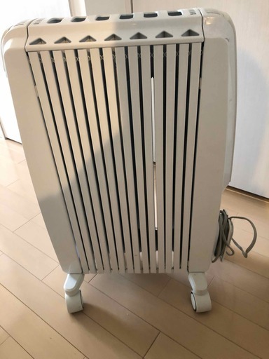 6万→2,000円　デロンギオイルヒーター