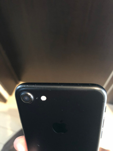 Docomo iPhone7 ブラック 128GB お譲りします【値下げしました】