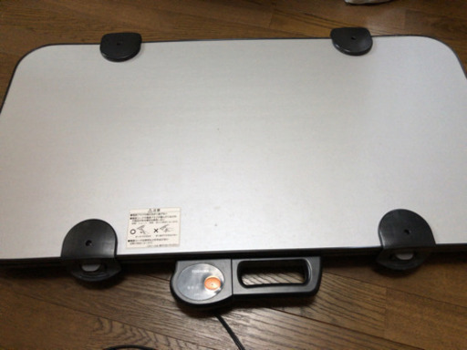 お譲り先決定★東芝　ズボンプレッサー