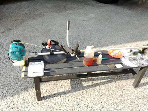 マキタ　エンジン刈払機　MEM427