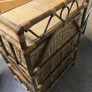 籐製　三段チェストの画像