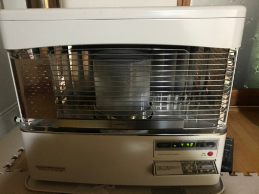 コロナ　煙突式ストーブ