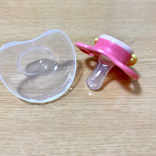 おしゃぶり　フラワー　0ヶ月以上用の画像