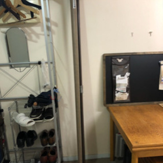 スクリーン（プロジェクターを映す）の画像