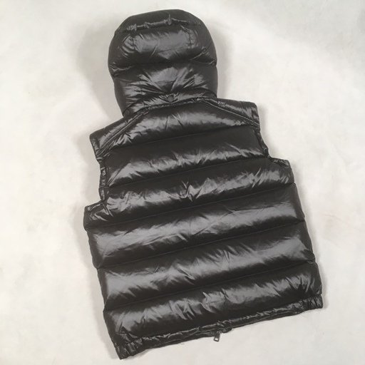 正規品　Moncler（モンクレール）ダウンベスト　サイズ２