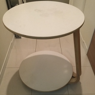 IKEA サイドテーブル