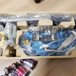 (仮面ライダービルド）スクラッシュドライバー【箱あり、おまけボトル付き】の画像