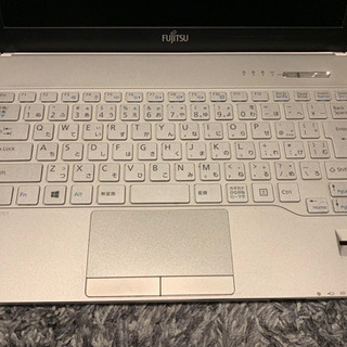 富士通 liftbook sh75/t ノートPC