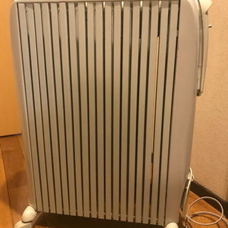 デロンギ オイルヒーター 1500Wの画像