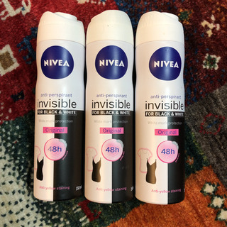 ニベア　デオドラント　Nivea Invisible Black...