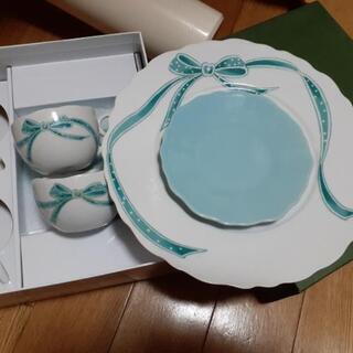 大皿とティーカップのセット 新品未使用