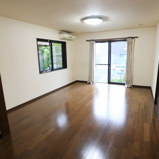 大磯町西小磯　中古戸建て - 中郡