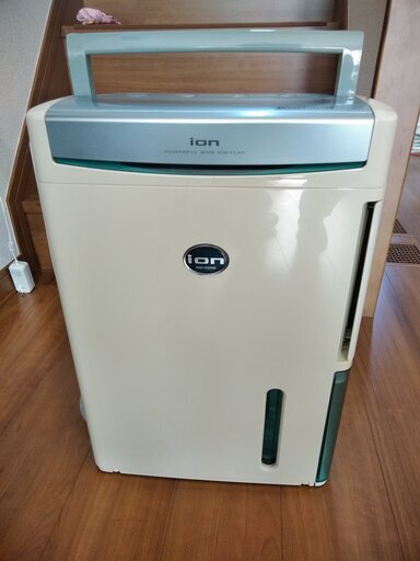 東芝除湿器 RAD-63DHX