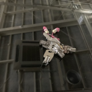 昭和レトロ テーブルゲーム 花札 幅60×奥行60×高さ68㎝ 鍵付き 喫茶店 ブラウン管 ゲーセン ジャンク品の画像