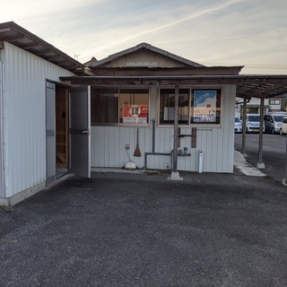門川町門川駅近くの貸事務所、オフィス・作業部屋、倉庫に。駐車場5台可。