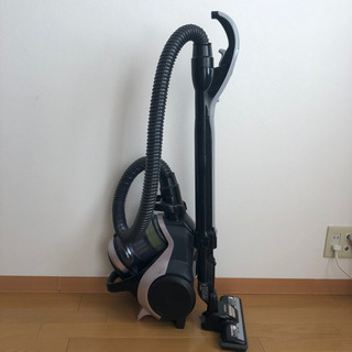 HITACHI サイクロン式クリーナー（CV-SD200）