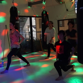 2020/1/21(火)福岡初👀暗闇キックボクシングの参加者募集🙋