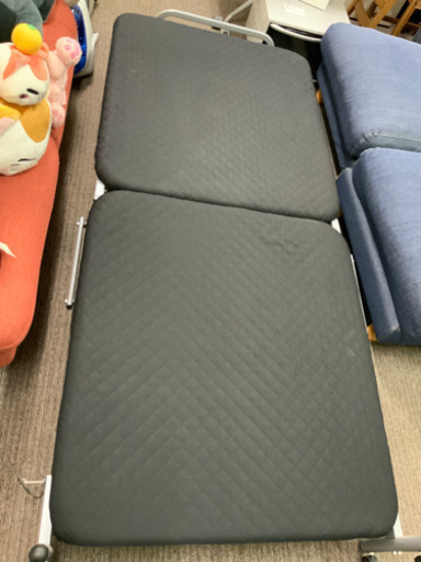 折りたたみベット　黒　中古^_^