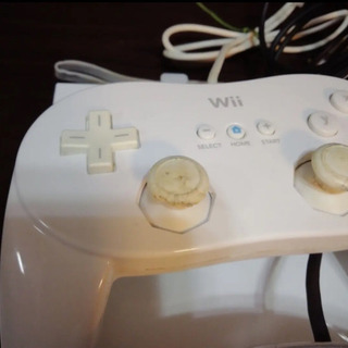 Wii 本体プラスソフト2本セットの画像