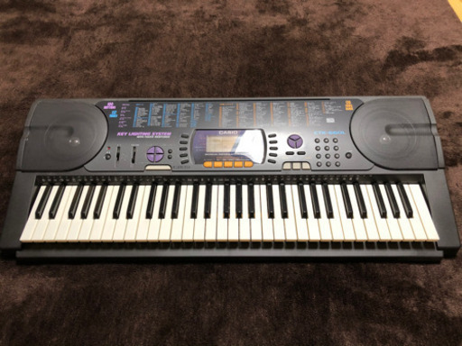 ●CASIO 光ナビゲーションキーボード CTK-660L