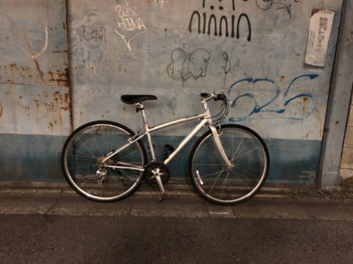 お買い得車　SPECIALIZED SIRRUS スペシャライズド　シラス　女性向け直接引き取りのみ