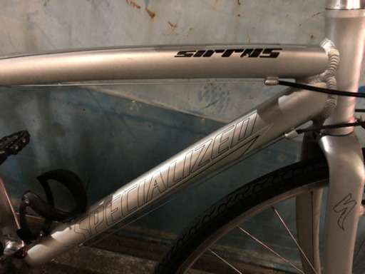 お買い得車　SPECIALIZED SIRRUS スペシャライズド　シラス　女性向け直接引き取りのみ