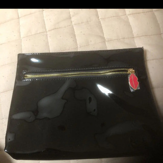 イブサンローラン　ポーチ　新品