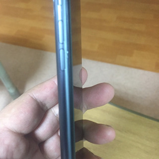 iPhone8 64GBの画像