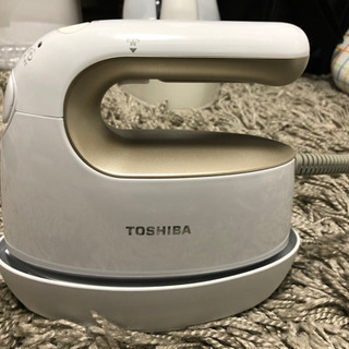 東芝 TOSHIBA スチームアイロン コード付き衣類スチーマー...
