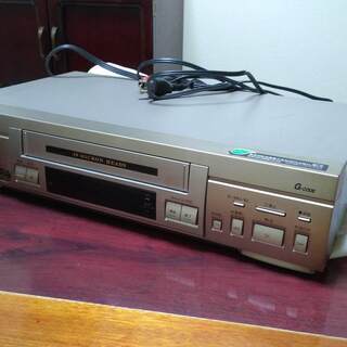 【急募】VHSビデオデッキ、お譲りします。