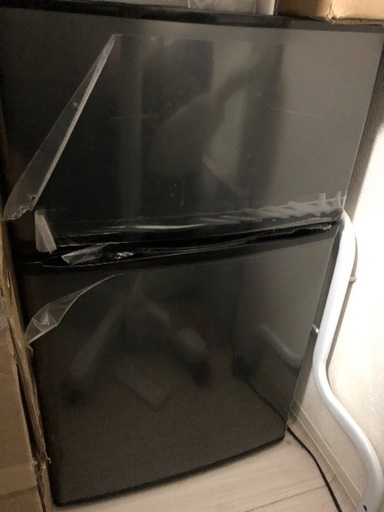 だいぶ新しい！冷蔵庫 小型 一人暮らし 90L 2ドア冷蔵庫 新生活 コンパクト おしゃれ ミニ冷蔵庫 新品 黒 ブラック 2019年製 JR090ML01GM maxzen