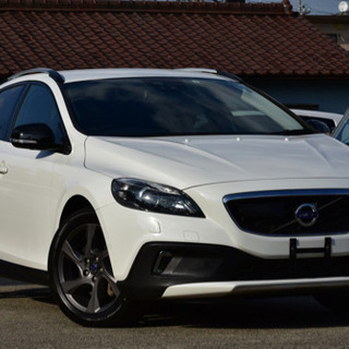 必見♪2013y 人気のVOLVO V40 Cross Coun...